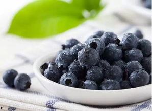 娱乐吃瓜酱蓝莓,吃瓜酱带你领略明星幕后故事